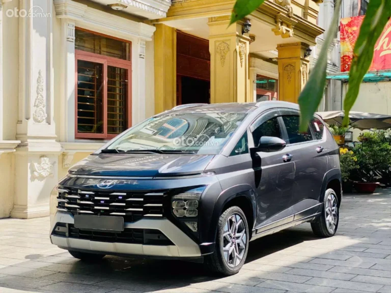 Hyundai Stargazer 1.5 AT Đặc biệt